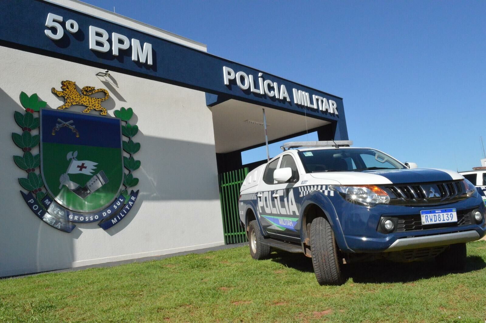 Imagem de compartilhamento para o artigo Polícia Militar prende homem que roubou idoso de 91 anos em Coxim da MS Todo dia